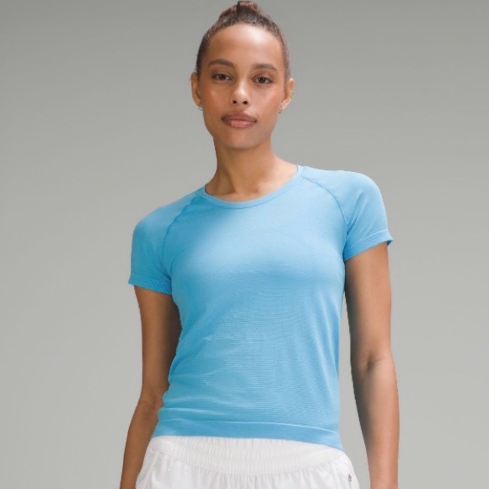 Kayak Blue Women's Swiftly Tech Tee race length